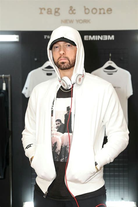 Pin by Luckytyra on eminem | Eminem, Eminem photos, Eminem ...
