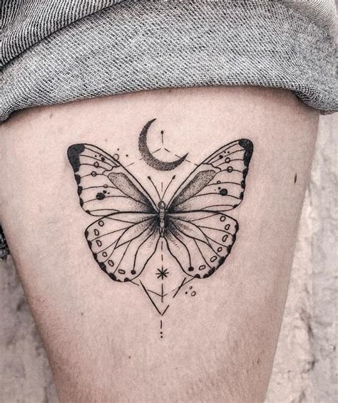 Late instar caterpillar feeding to pupation to eclosing from a chrysalis as a monarch butterfly (danaus plexippus) time. Pin by Nicole Allan on Tattoos | Geometric tattoo ...