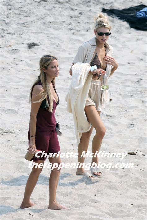 Charlotte Mckinney Flaunts Her Sexy Body On The Beach In Malibu Photos Pinayflixx Mega Leaks