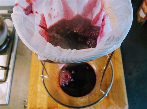 Using A Jelly Straining Bag - Preserve & Pickle