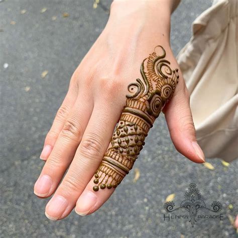 30 Stylish And Elegant Finger Mehndi Designs Modern H