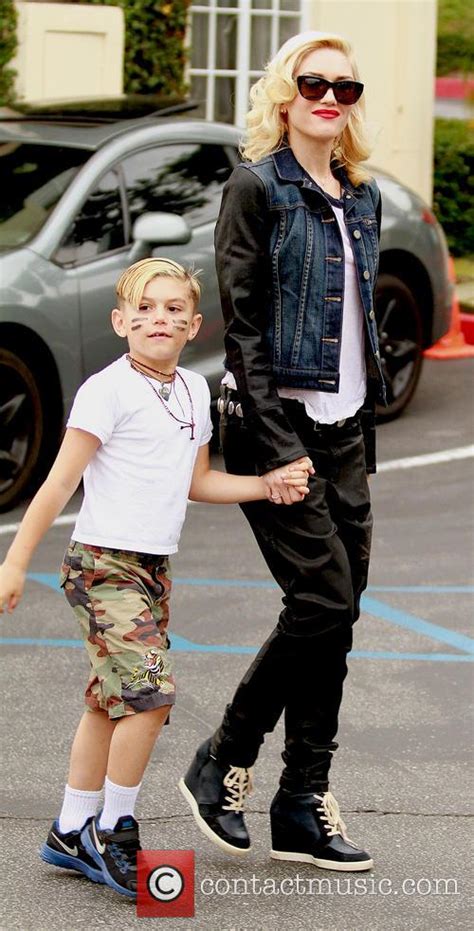 Kingston Rossdale Gwen Stefani With Son 8 Pictures