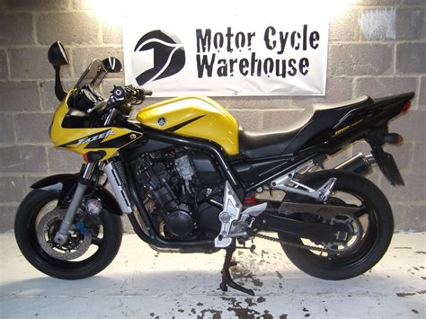 Yamaha Fazer 1000 Yellow