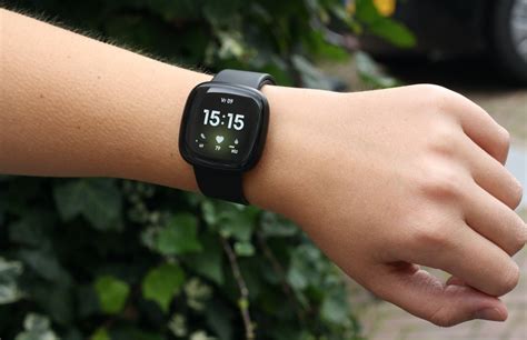 Fitbit Versa 3 Review Betaalbare Smartwatch Met Iets Te Veel Minpunten