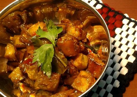 Bagi sebagian orang indonesia rasanya kurang lengkap makan tanpa sambal. Resep Sambal Terong Balado (tanpa tomat) oleh Nur Fitri E ...