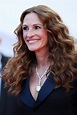 Cannes 2022: Julia Roberts In Louis Vuitton Outfit And Chopard Necklace ...