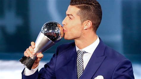 Cristiano Ronaldo Wins Fifa Best Mens Player Award Eurosport