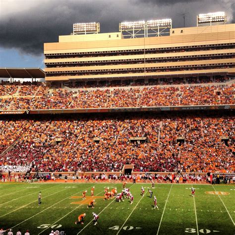 Épinglé Par Pigskin Pursuit Sur Tennessee Volunteers Football