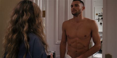 OMG Hes Naked Actor Corey Saucier Goes Full Frontal In And Just Like That Gossip Addict