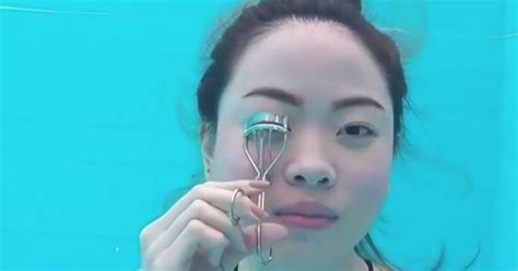Underwater Makeup Tutorial Goes Viral Teen Vogue