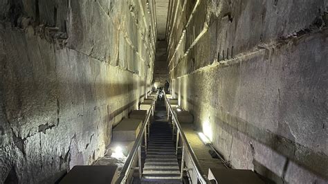 Full Tour Inside The Great Pyramid Of Giza Pyramid Of Cheops Aka Khufu Trip To Kairo Egypt