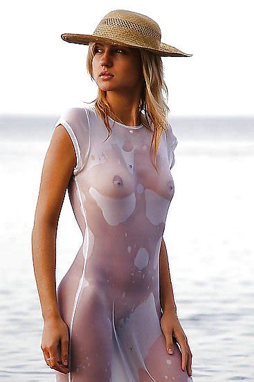 See Through Tops Gils With Hot Tits And Nipples 40 Immagini