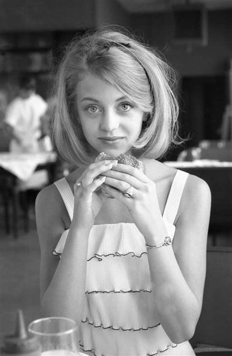Young Goldie Hawn Sztárok Fotó Fekete Fehér