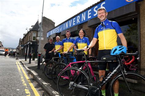 Highland Cyclists Take On Gruelling Lang Way Doon Challenge To Cycle