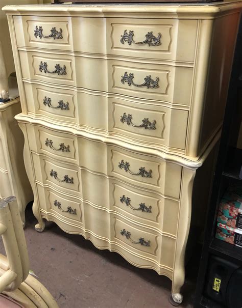 Uhuru Furniture And Collectibles Sold 100060 French Provincial 6 Drawer