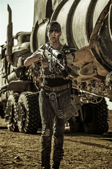 New Mad Max Fury Road Pictures The Entertainment Factor