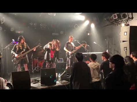 Here to bring you news about roselia and einheit means unity, whole, and that's what this live really was about: Roselia 『R』コピー by るしふぁ。 - YouTube