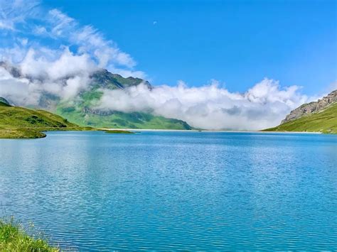 Most Beautiful Lakes In Switzerland
