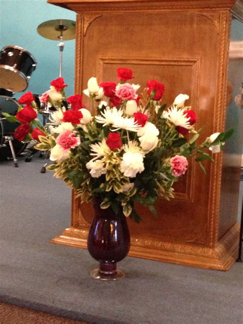 Aniversario De Iglesia Table Decorations Floral Wreath Decor