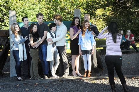 Intro seattle by perry cuomo newborn news the twilight newborns are heading on a very special trip! A festival with teeth: Forever Twilight takes over Forks ...