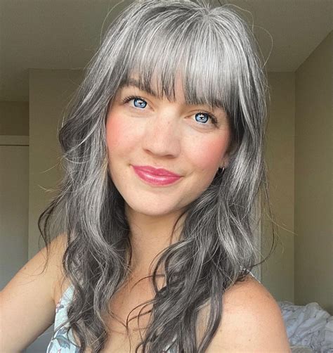 Pin By Estelle Gerber On Beauty In 2021 Long Gray Hair Natural Gray Hair Blending Gray Hair