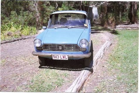 In this video we do some paint upgrades on the front end of the daihatsu hijet and calipers. Just A Car Geek: 1970 Daihatsu Compagno Pickup Truck ("Ute")