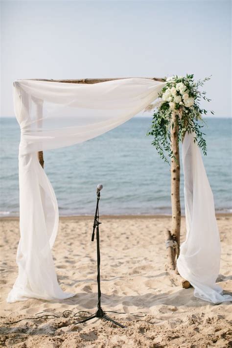 25 Beach Wedding Arches Altars And Backdrops Weddingomania
