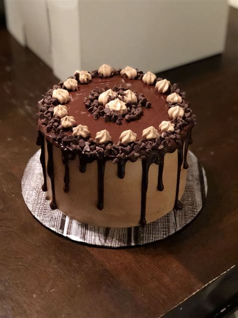 Chocolate Ganache Drip Cake