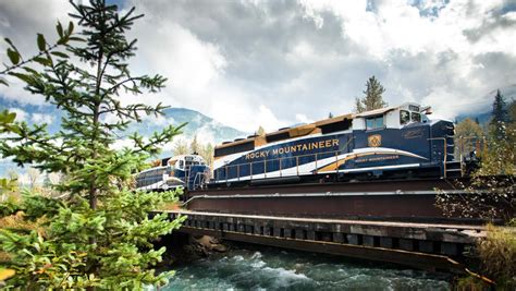 Rocky Mountaineer Train Review Canadian Rockies Goldleaf Carriages