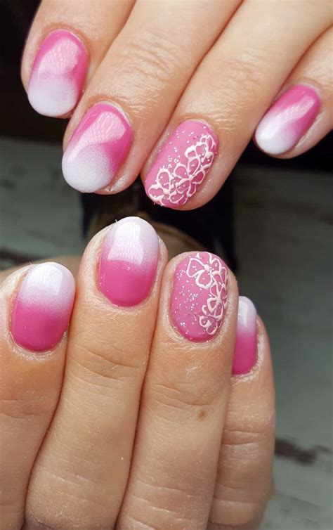 47 Pretty Pink Nail Art Designs For Beautiful Ladies In 2020 Page 10