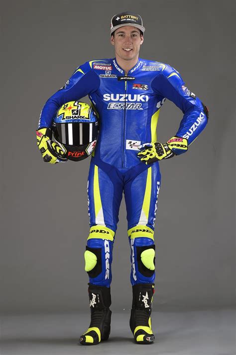 Get all the latest suzuki motogp news, riders information, and latest the team marked a return to the motogp championship in 2015 season with maverick. 【MotoGP】Team SUZUKI ECSTAR GSX-RRのニューカラーを初披露 | Webike ギャラリー