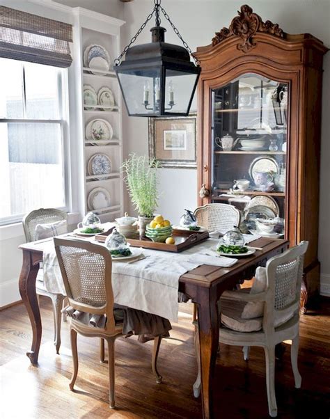 Beautiful French Country Dining Room Design And Decor Ideas 46