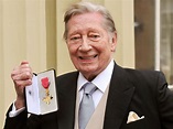 Jeremy Lloyd the sitcom stalwart dies aged 84 | The Independent