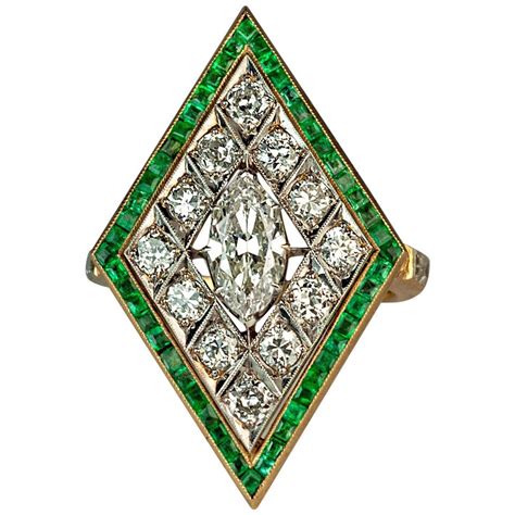 Art Deco Rhombus Shaped Diamond Emerald Gold Ring At 1stdibs Rhombus