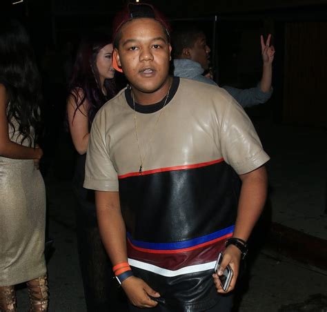 Biography with age, height, weight, net worth, instagram, brother christopher, family. Kyle Massey STRONGLY Denies Sexual Misconduct Accusations - Alleges He's Actually Being Extorted ...
