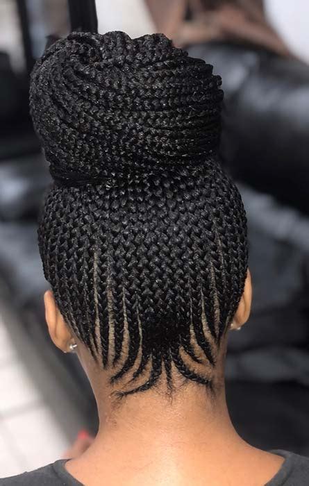 The weaving complements women with frizzy hair that is difficult to style, and it matches perfectly with all. 65 Latest Ghana Weaving Hairstyles In Nigeria 2020