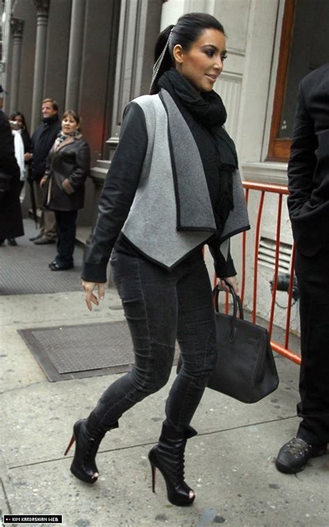 Kim Is Spotted With Kourtney In Soho Visiting Their DASH Store 11 8 10