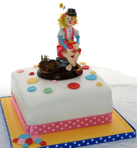 Clown Cake With Images Clown Cake Custom Cakes Cake