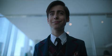 Aidan Gallagher As Number 5 In Season 1 Episode 2 Of The Umbrella