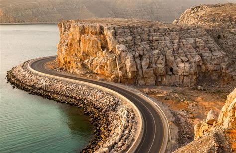Driving In Oman Tips And Advice For Safer Road Travel