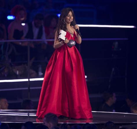 Photo Camila Cabello Wins 4 Awards At The Mtv Europe Music Awards In