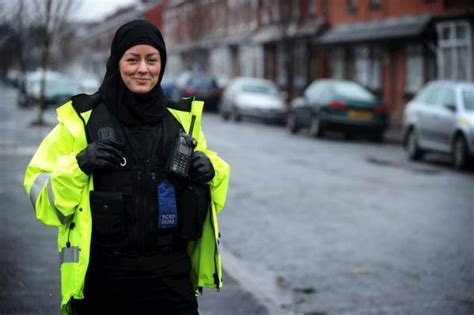 Scotland Allows Hijab As Part Of Police Uniform Ilmfeed