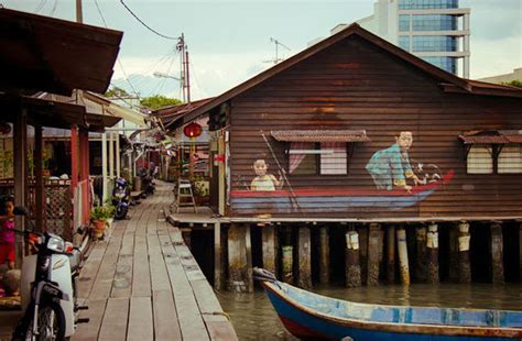 Clan jetties of penang is a beautiful village built on the wooden stilts and is named as a famous tourist destination. Weld Quay Clan Jetty Penang Malaysia | Penang Tour Channel