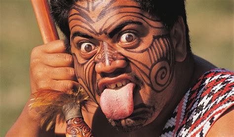 Lorgoglio calpestato dei Māori Visto sul Web