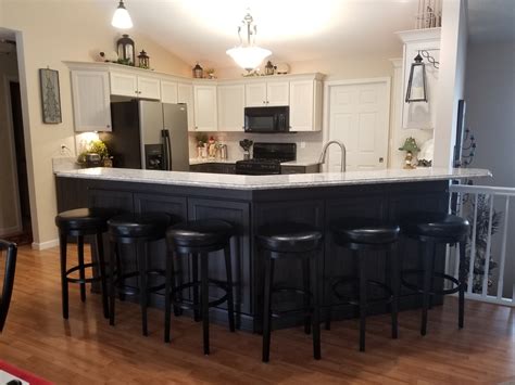 Mix up a kitchen's color palette with tuxedo cabinets. Kitchen Cabinet Styles | Tuxedo Kitchen Cabinets