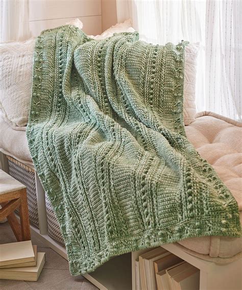 Comforting One Color Throw Free Pattern Lw5891 Crochet Afghan