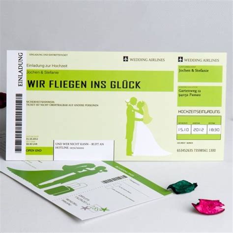 Er verkürzt die lange wartezeit auf weihnachten und erfreut jeden tag mit. Wir Fliegen ins Glück Flugticket Lustig Kreativ Originell Einladungskarten Hochzeit OPB040 ...