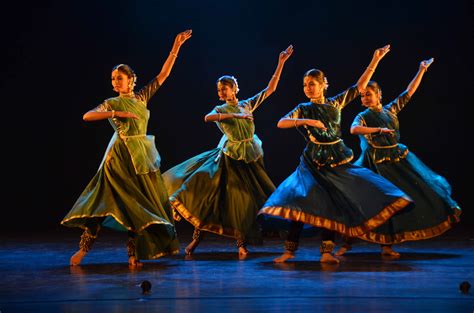 Parwati Dutta Audience Treated To Odissi And Kathak Dance At Dance