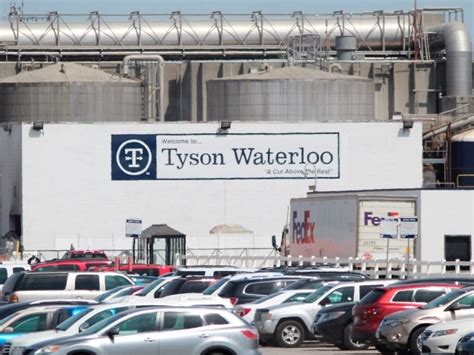 Tyson Foods Idles Its Largest Pork Plant After Iowa Outbreak Across