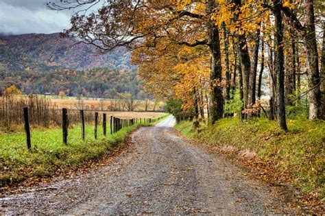 Cades Cove In Autumn Tennessee By Judy Kennamer Cr🇺🇸 Gatlinburg